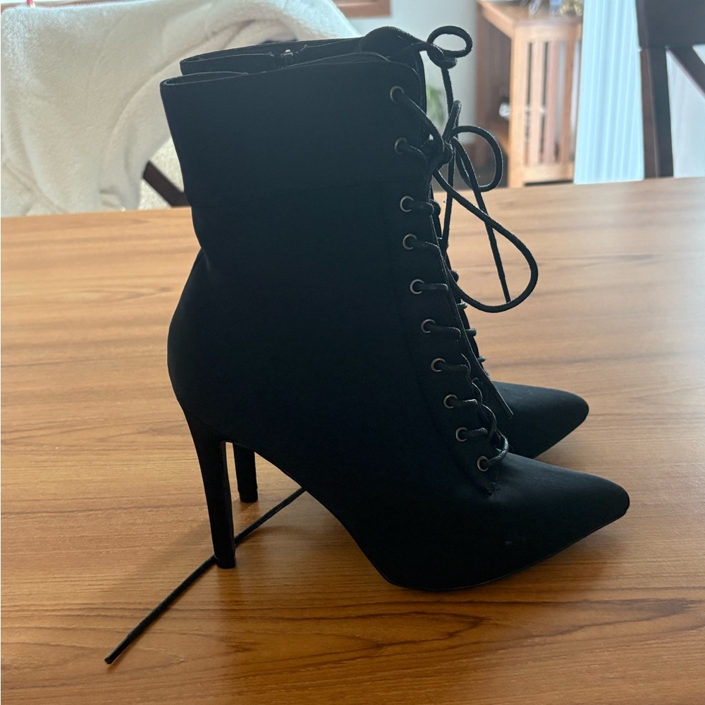 Elegant Black Lace-Up Ankle Boots